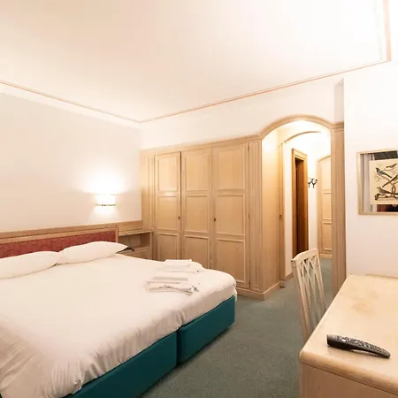 ゲストハウス Stadio コルティーナ・ダンペッツォ